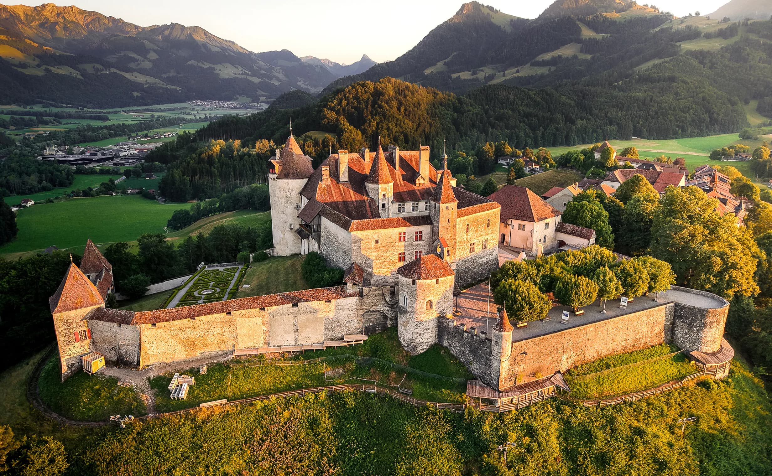 L'équipe de Fiduciaire Fribourg, votre partenaire fiduciaire de confiance en Suisse